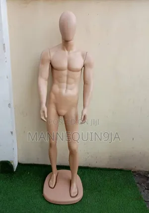 Male Macho Mannequin
