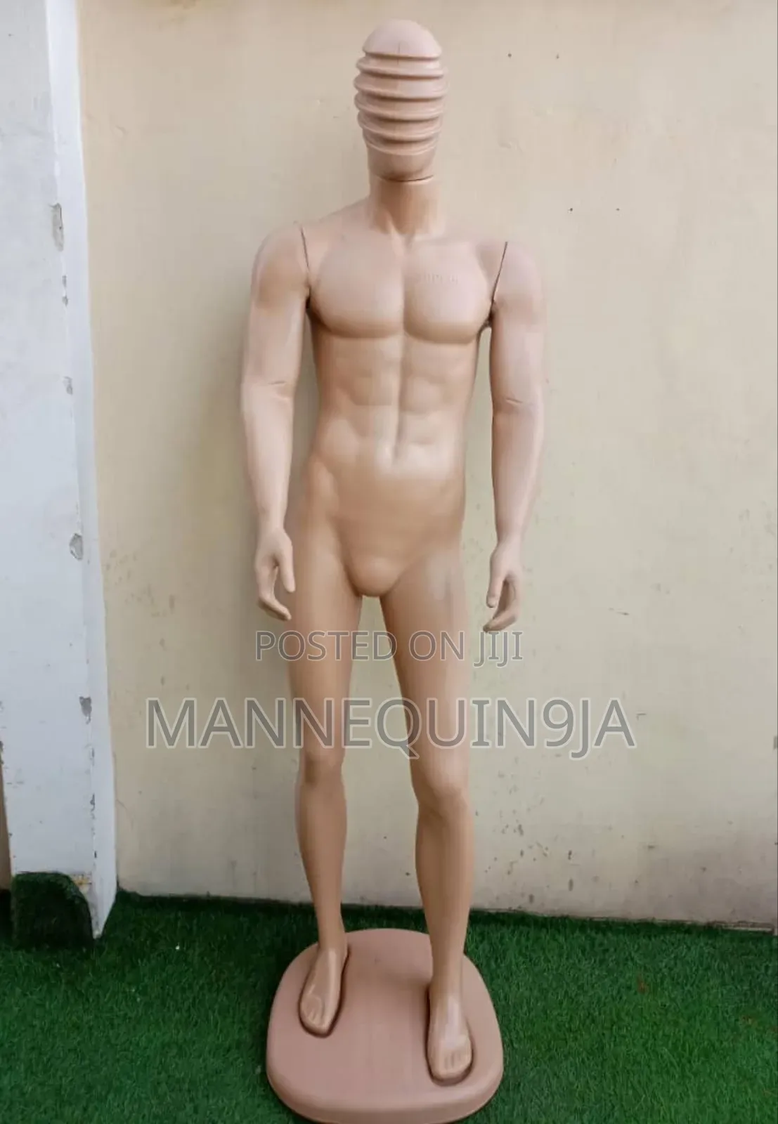 Male Macho Mannequin