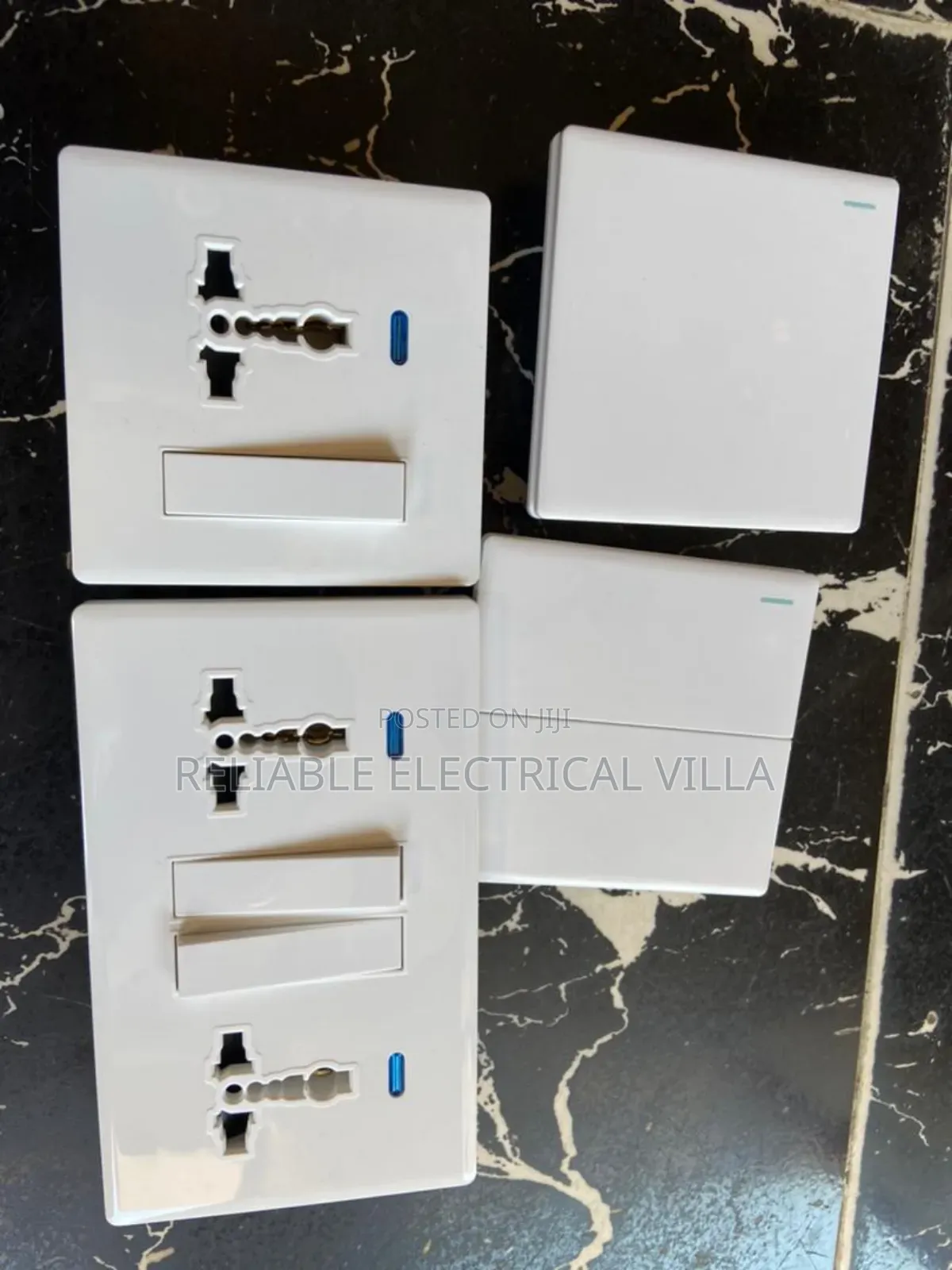 Sockets Shiny White