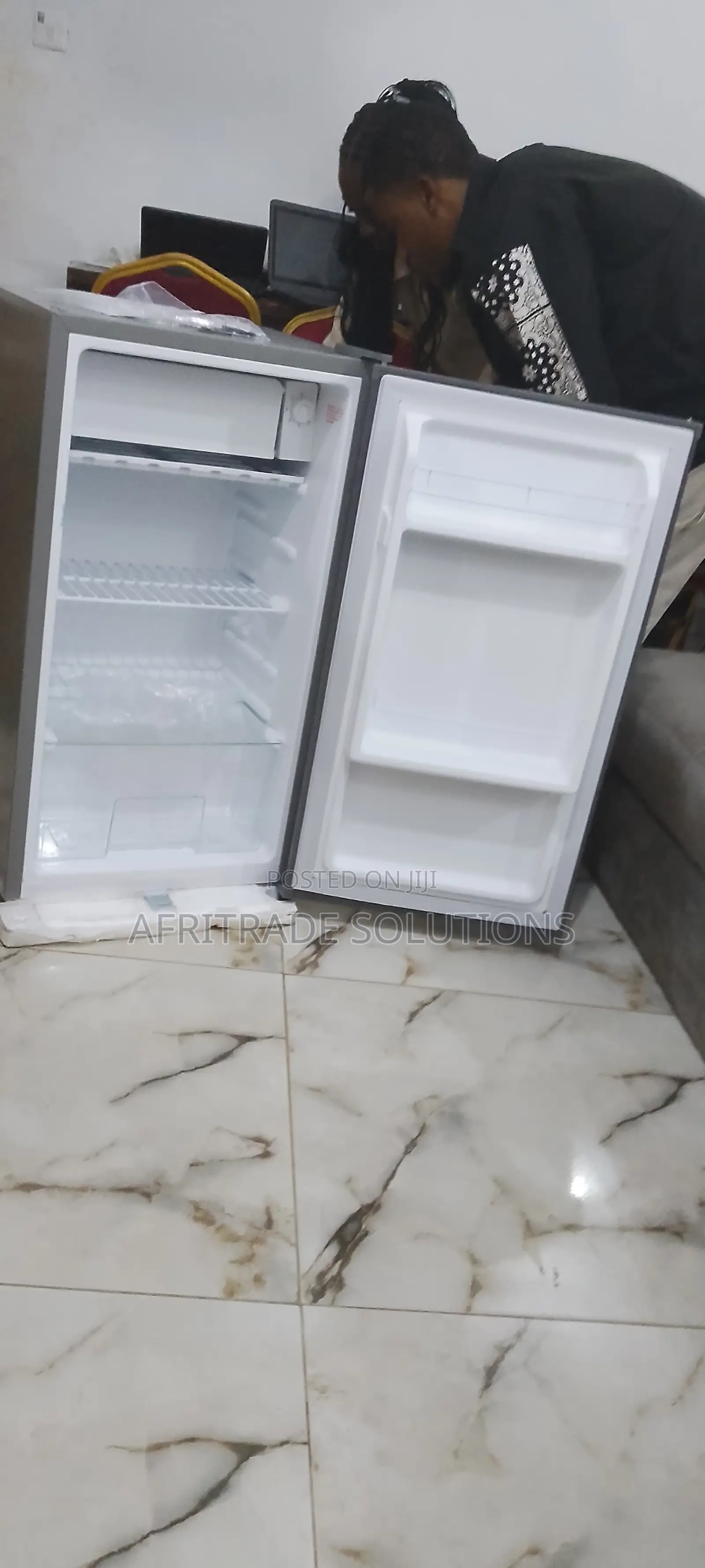 SKYRUN 80 Litres Refrigerator- Cost Effective