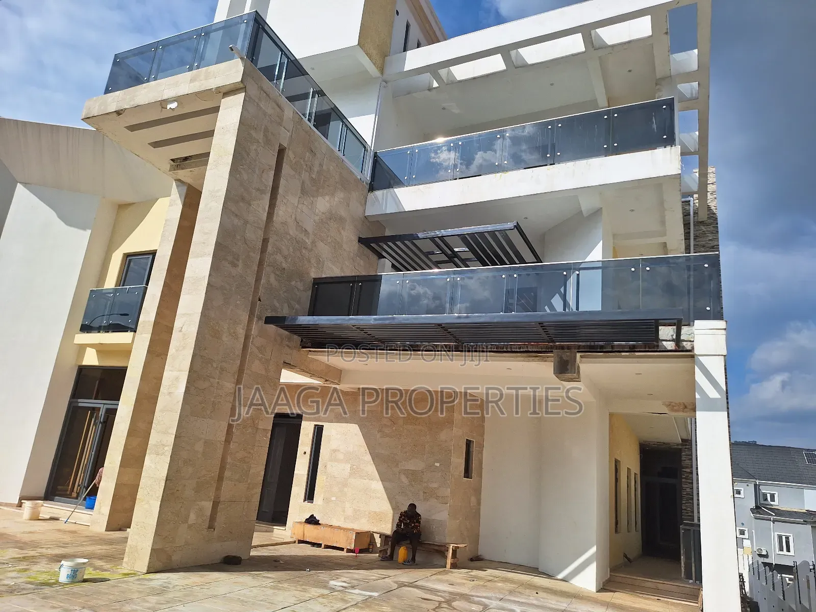 9bdrm Duplex in Katampe Extension for sale