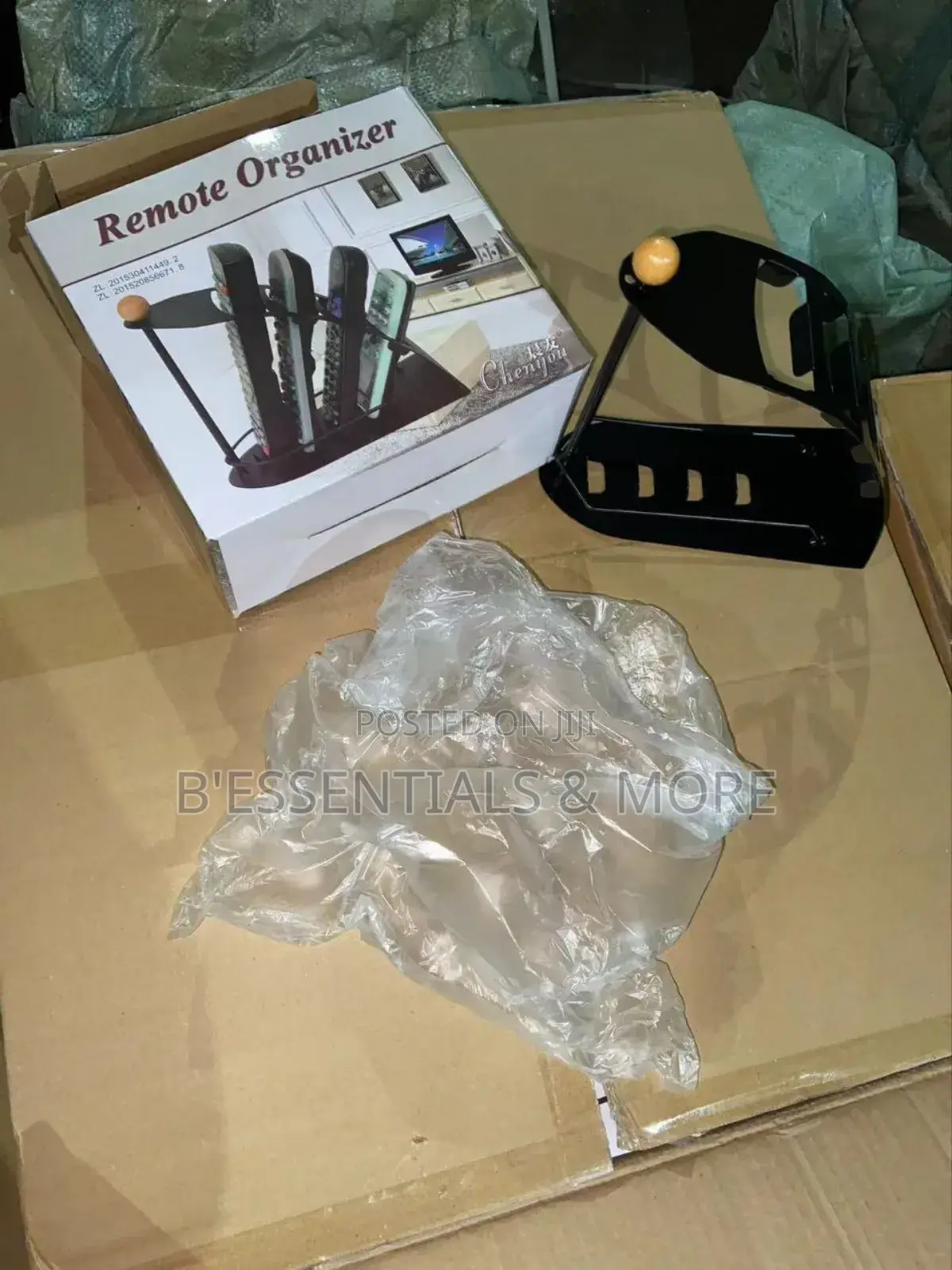 Remote Organizer /Holder