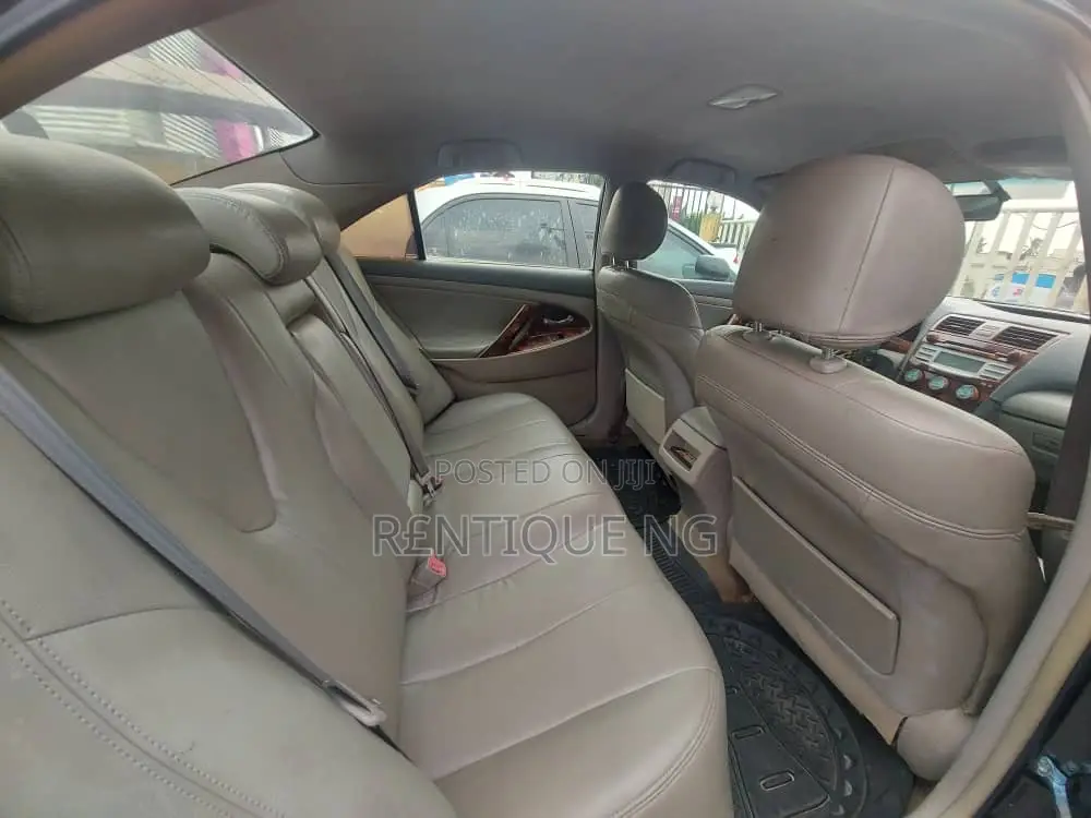 Toyota Camry 2016 Available for Hire