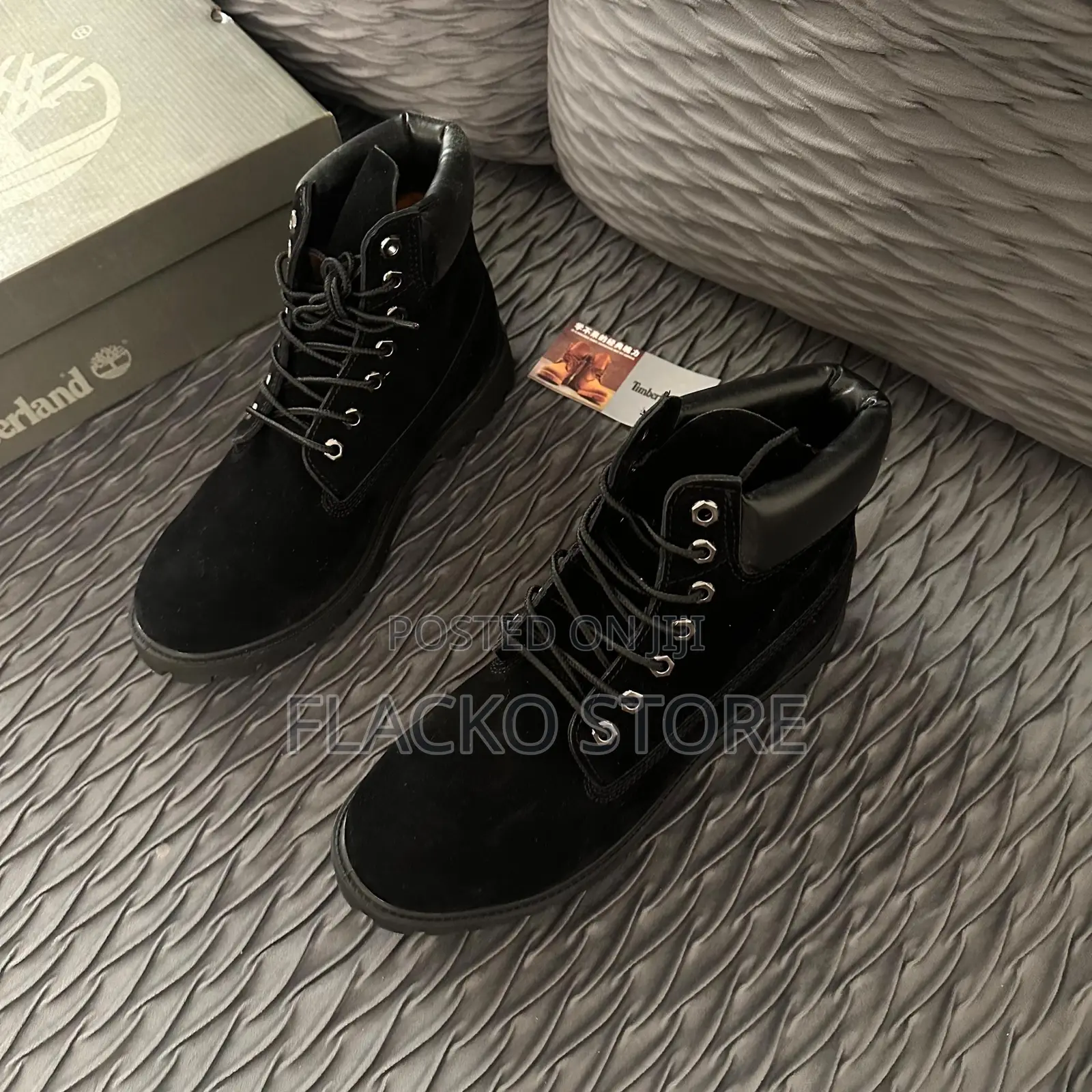 Original Timberland Suede Black Boots