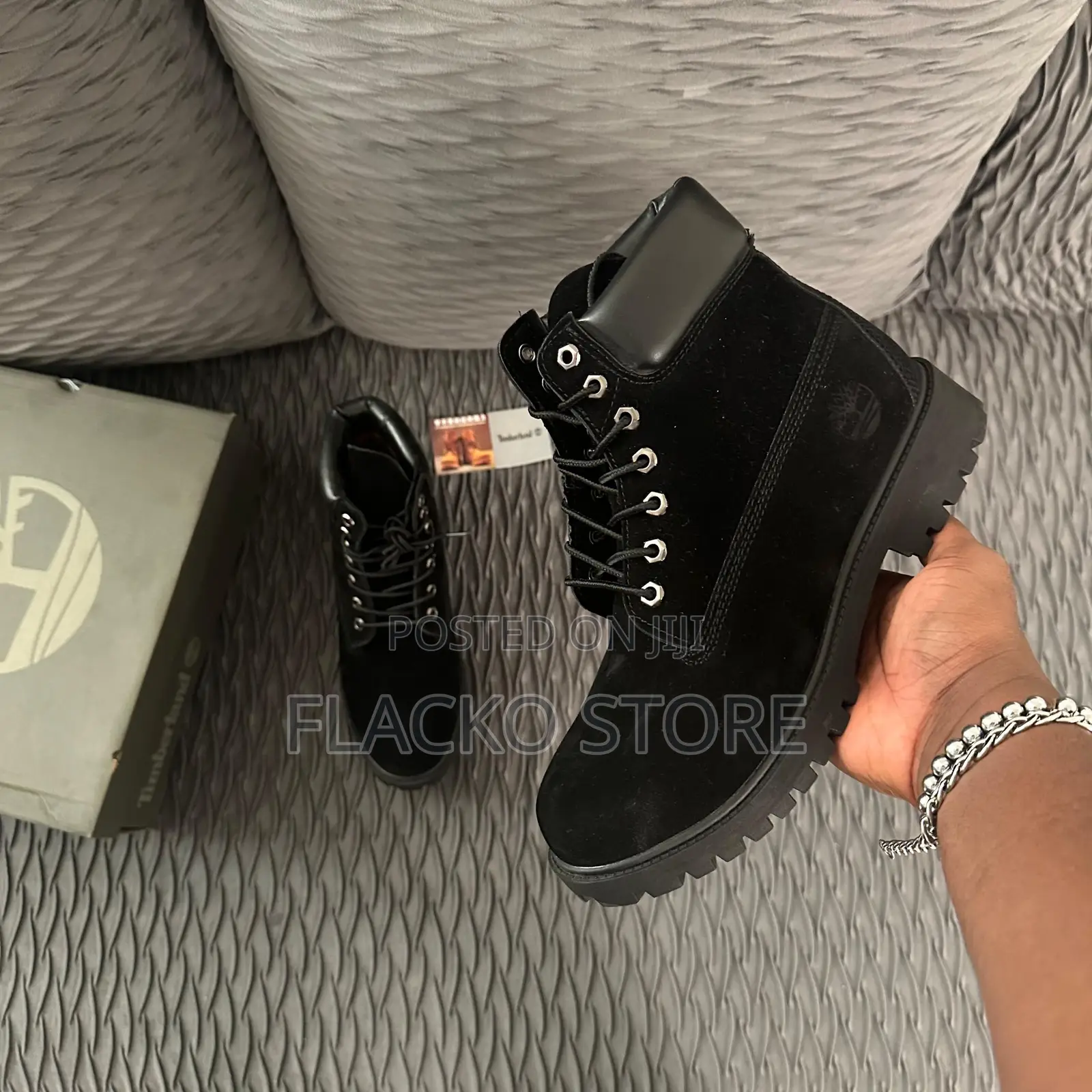 Original Timberland Suede Black Boots