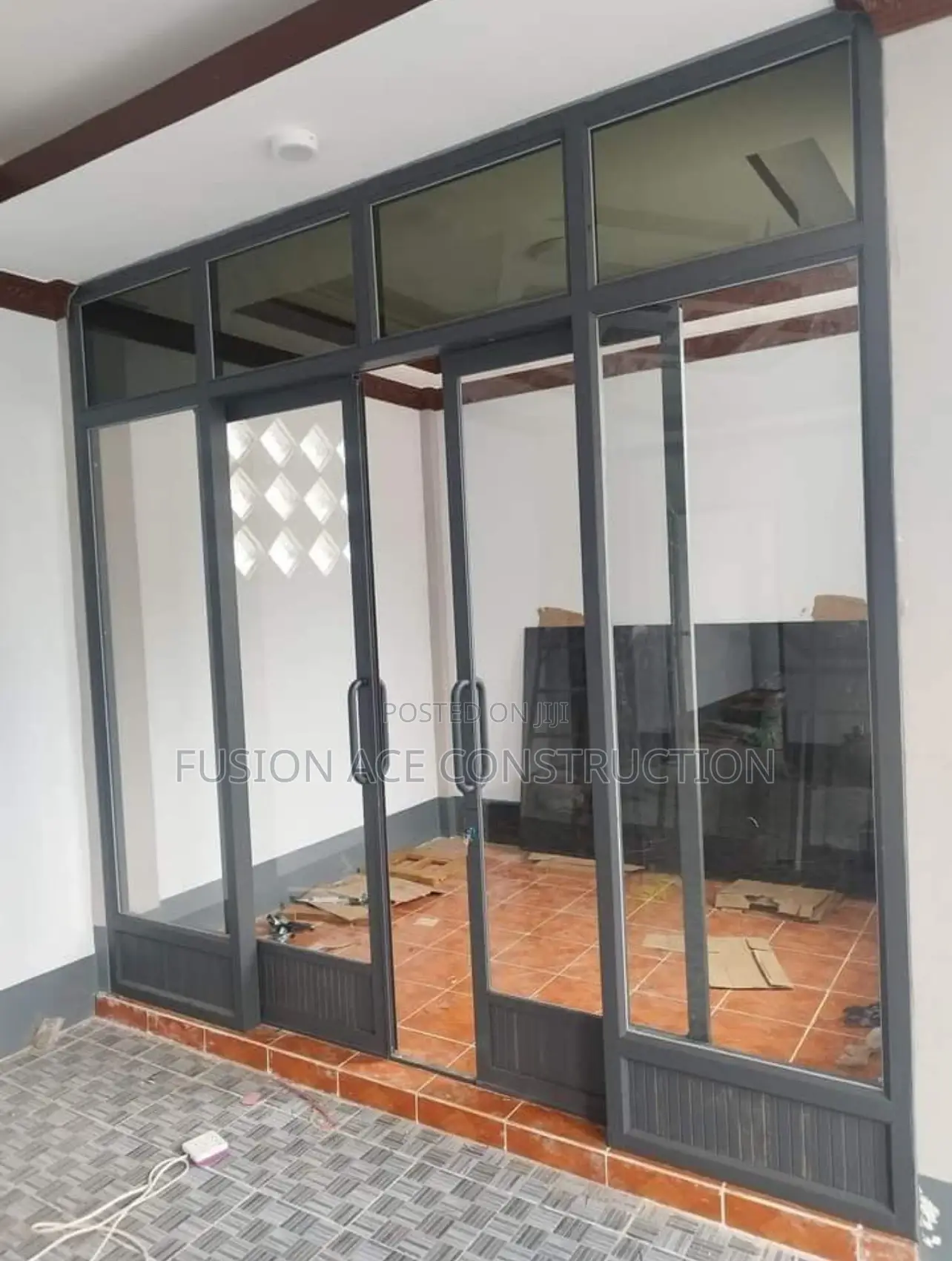 Office Aluminium / Board Participationing