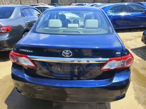 Toyota Corolla 2012 Blue