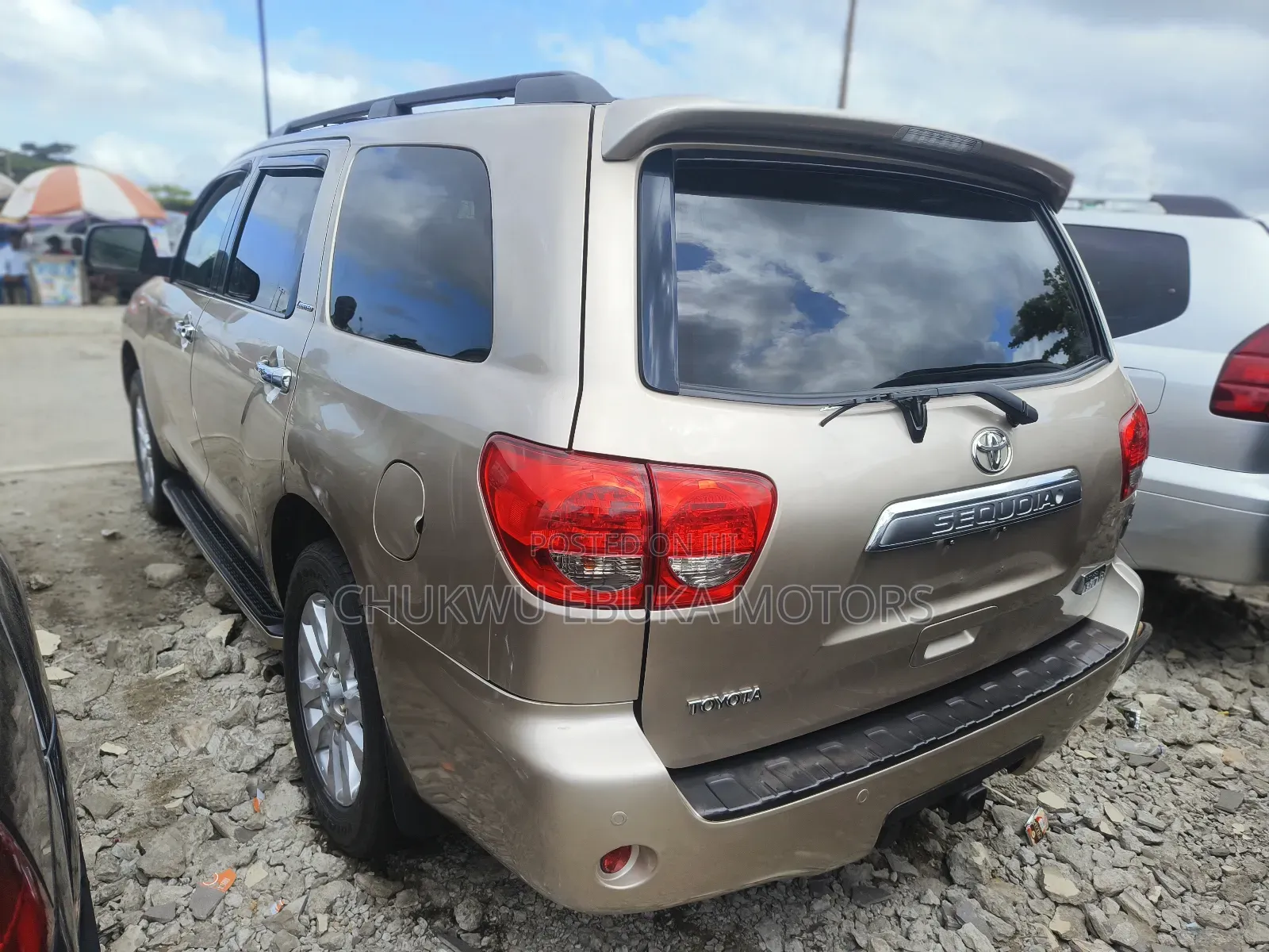 Toyota Sequoia 2013 Gold