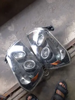 Set of Tinted Headlights for Dodge Magnum