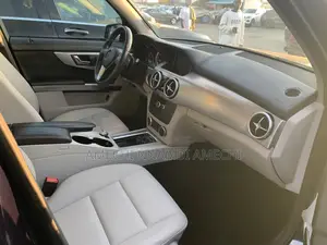 Mercedes-Benz GLK-Class Base GLK 350 4dr AWD 4MATIC (3.5L 6cyl 7A) 2015
