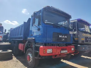 Photo - Man DIESEL 10 Tyres