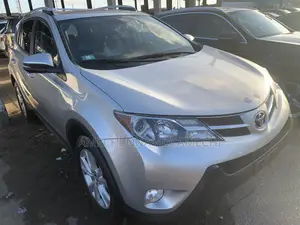 Toyota RAV4 2014 Silver