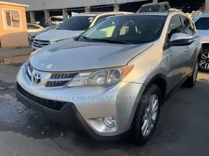 Toyota RAV4 2014 Silver