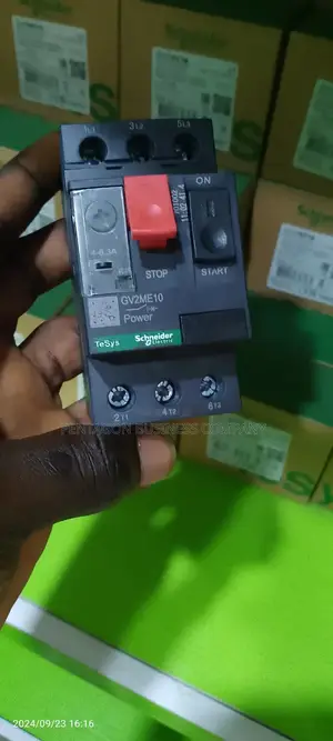6A Schneider Manual Starter