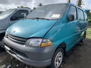 Toyota HiAce 2008