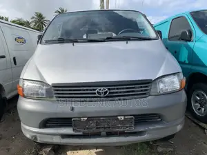 Toyota HiAce 2008 Silver