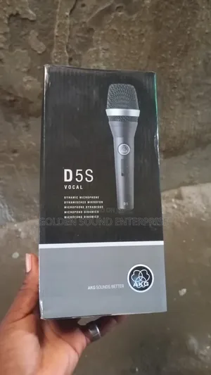 A K G Wire Microphone D5S