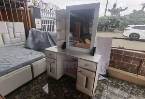 Dressing Table With Mirror