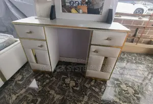 Dressing Table With Mirror