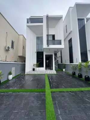 5bdrm Duplex in Osapa london for sale