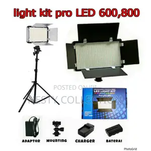 Rechargeable Led 600 Pro Stage Light and Tripod Stand