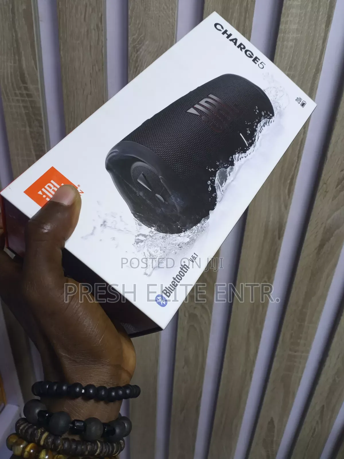 JBL Charge 5.