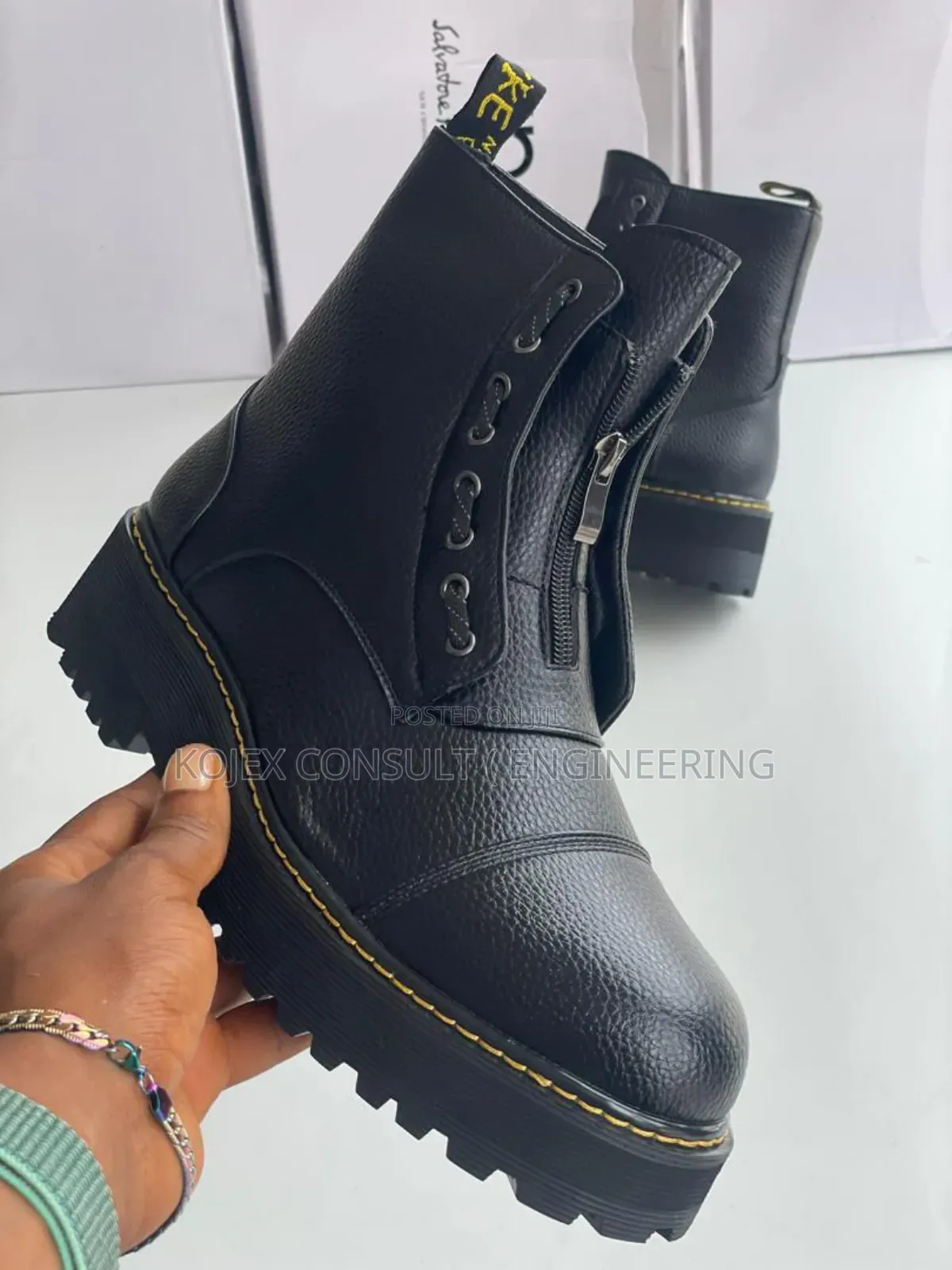 Salvador Ferragamo High Quality Shoe