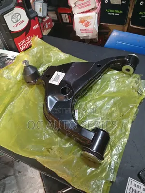 Lower Arm/Camber Toyota Fortuner 2010-2018