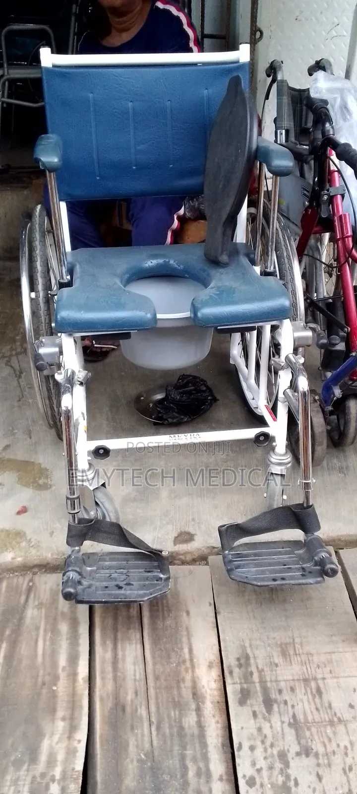 Commode Wheelchair