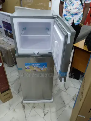 138L Skyrun Refrigerator BCD-- Front Recessed Handle