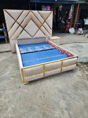 Cream Colour 4.5by6 Bed Stand.