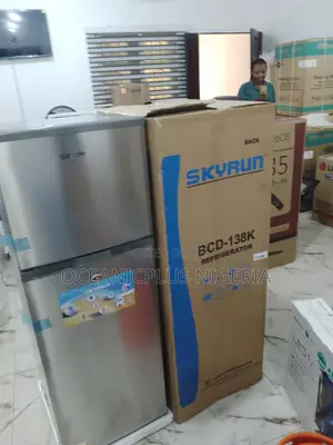 Fast Freezing 138L Skyrun Refrigerator Double Door