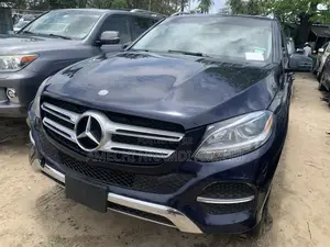 Mercedes-Benz GLE-Class GLE 350 2017 Blue