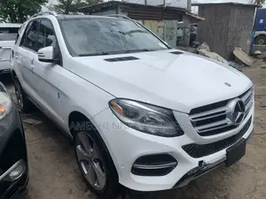 Mercedes-Benz GLE-Class GLE 350 4MATIC 2019 White