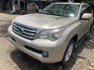 Lexus GX 460 Premium 2011 Gold