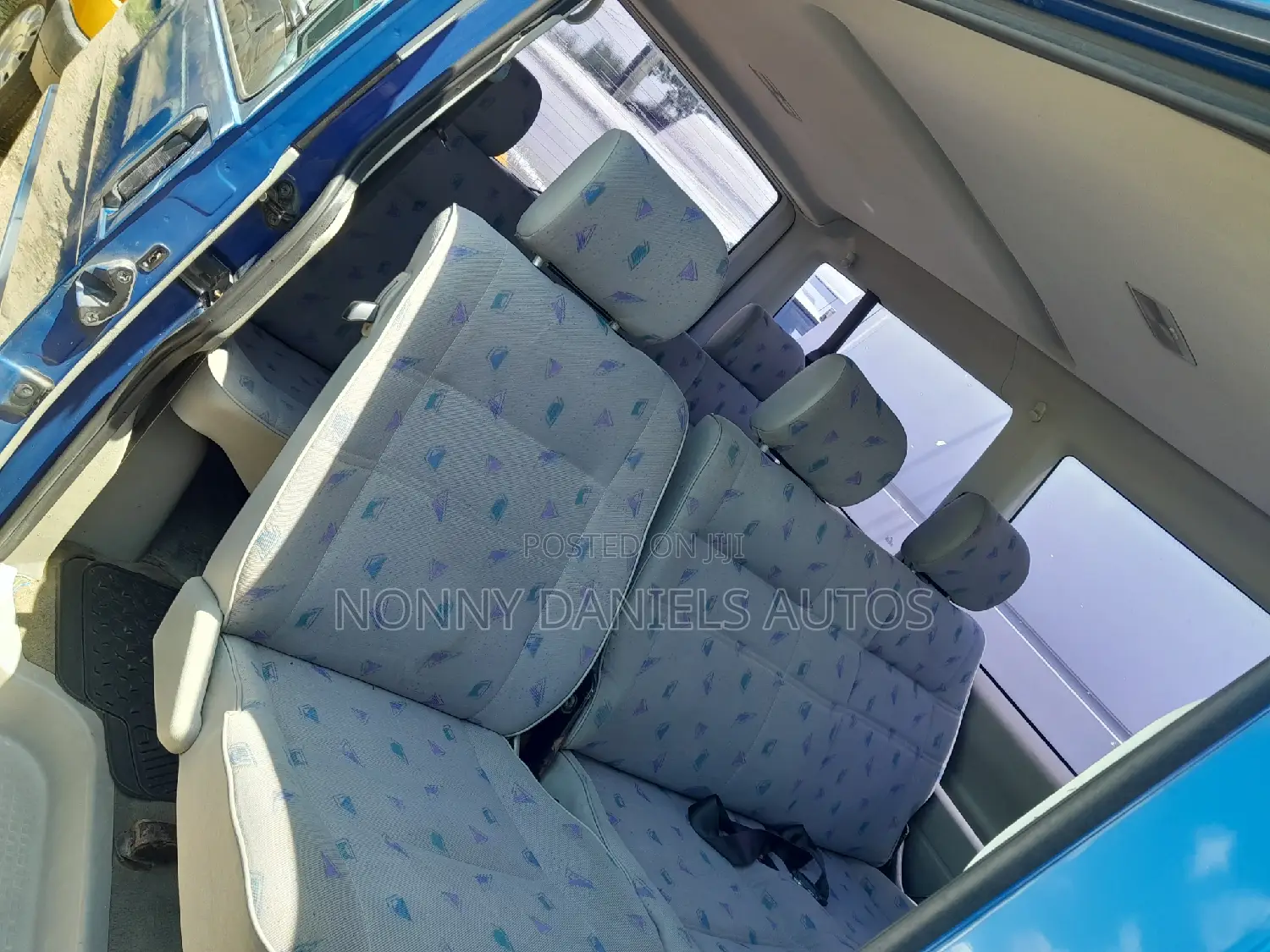 Volkswagen Transporter 2004 Blue