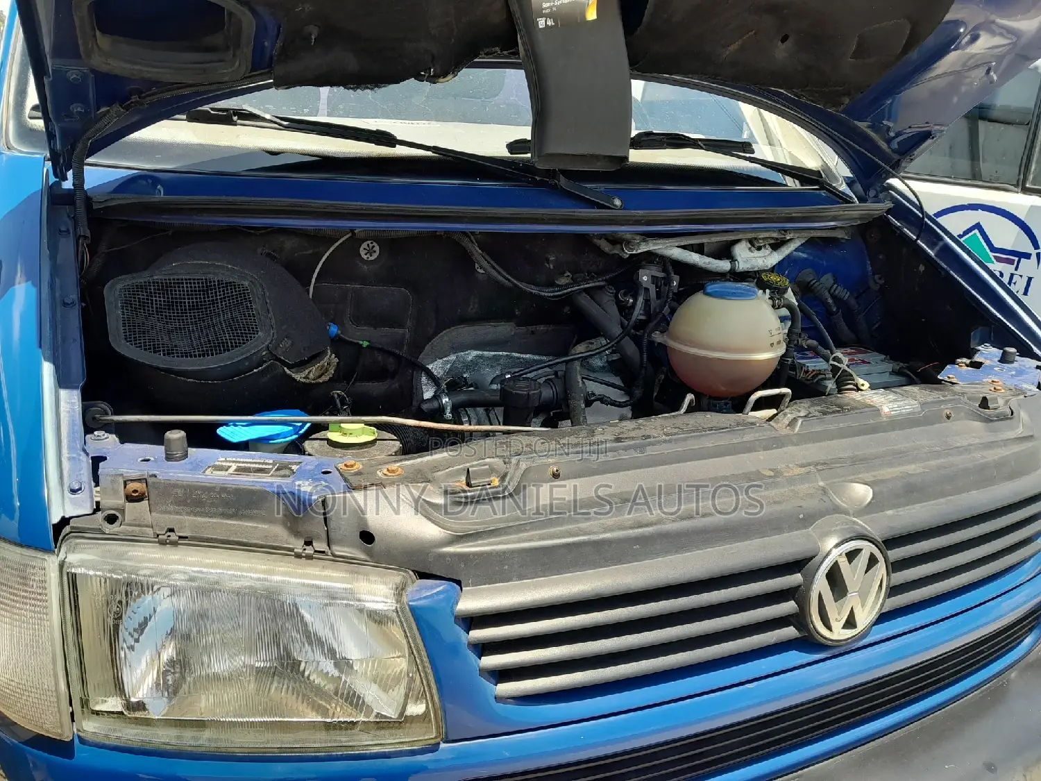 Volkswagen Transporter 2004 Blue