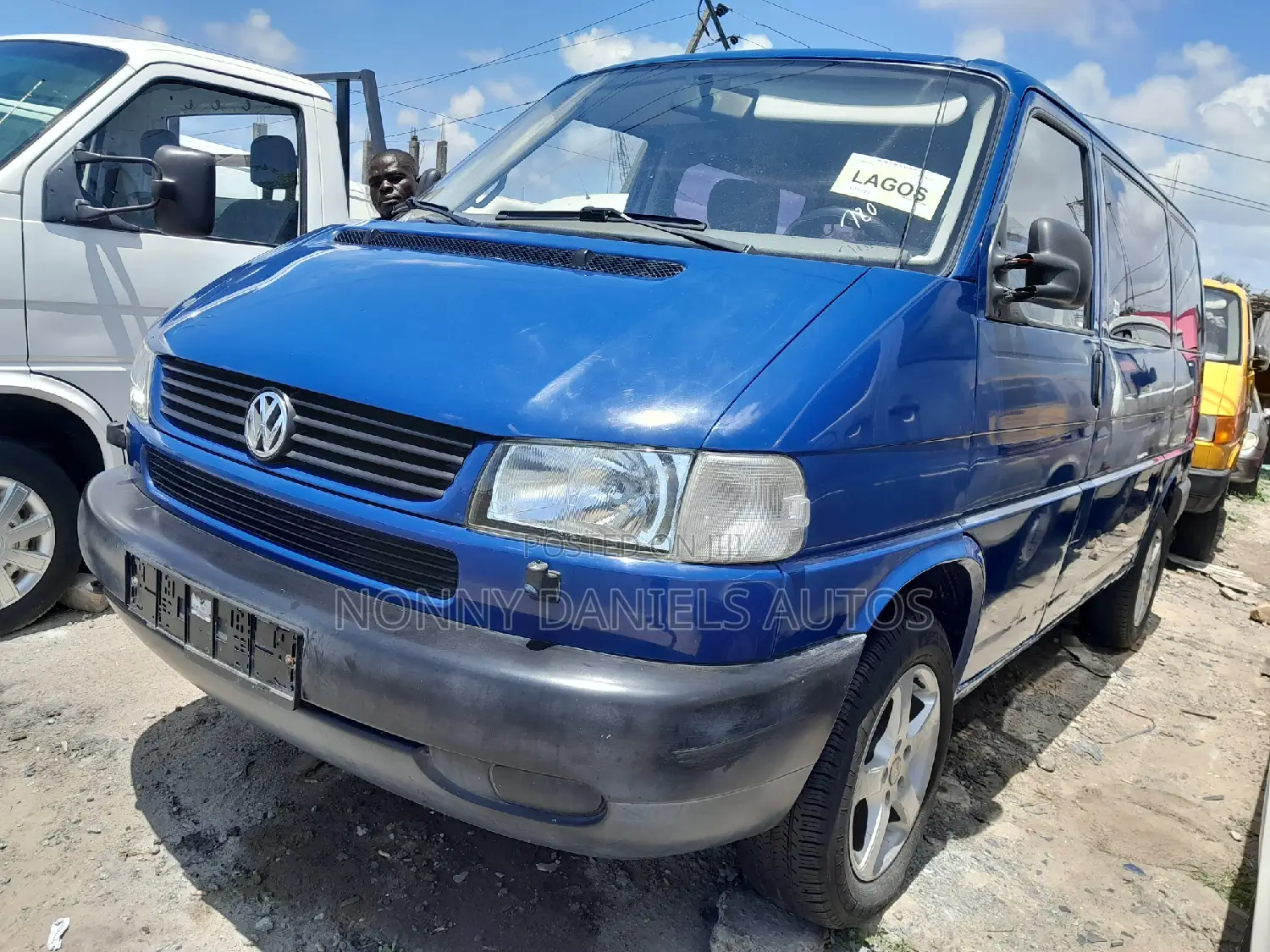 Volkswagen Transporter 2004 Blue