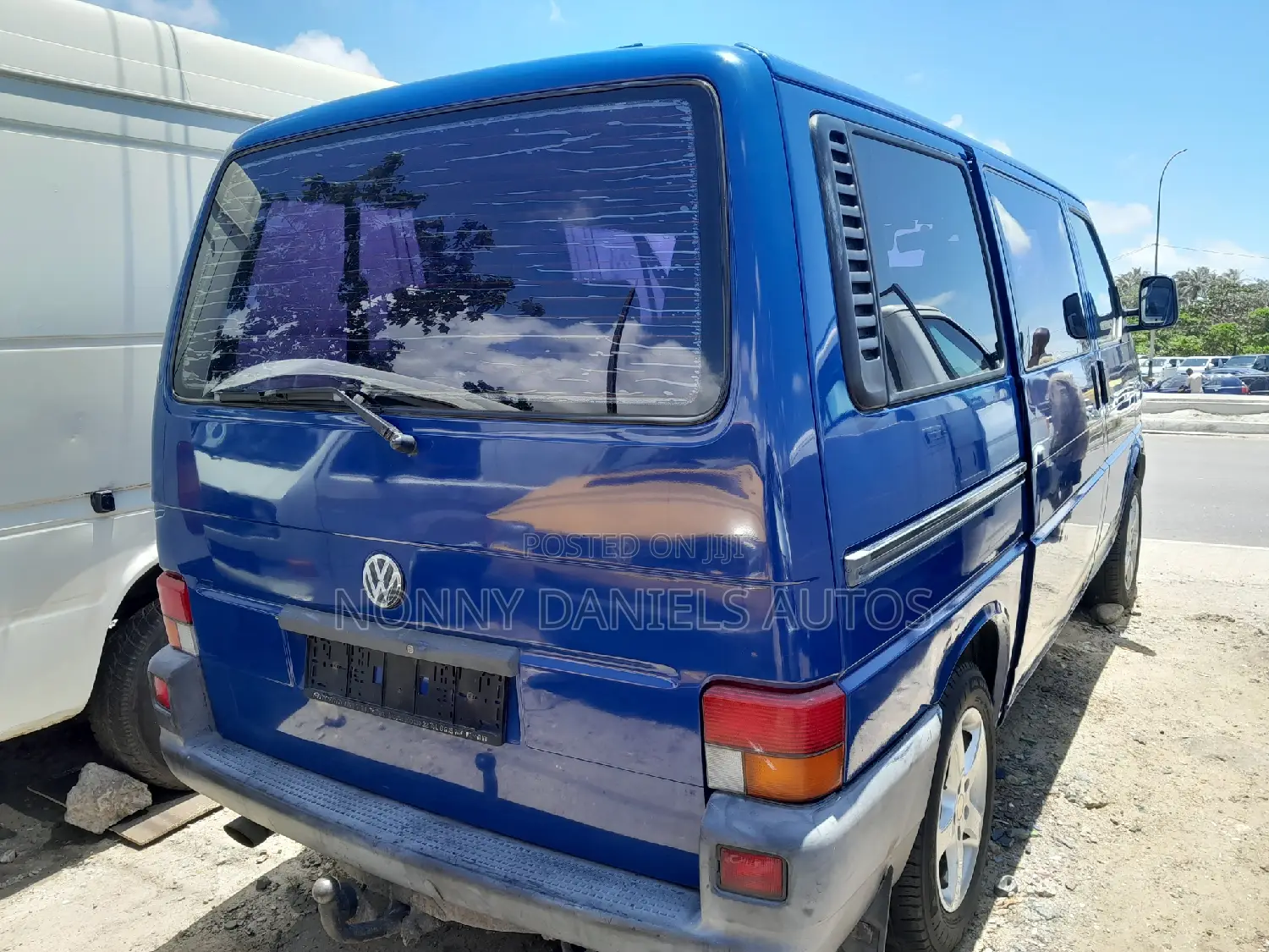 Volkswagen Transporter 2004 Blue