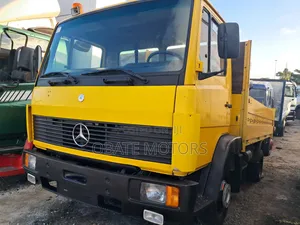 Mercedes Benz Truck 814