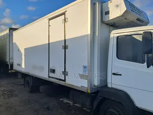 Mercedes Benz 1117