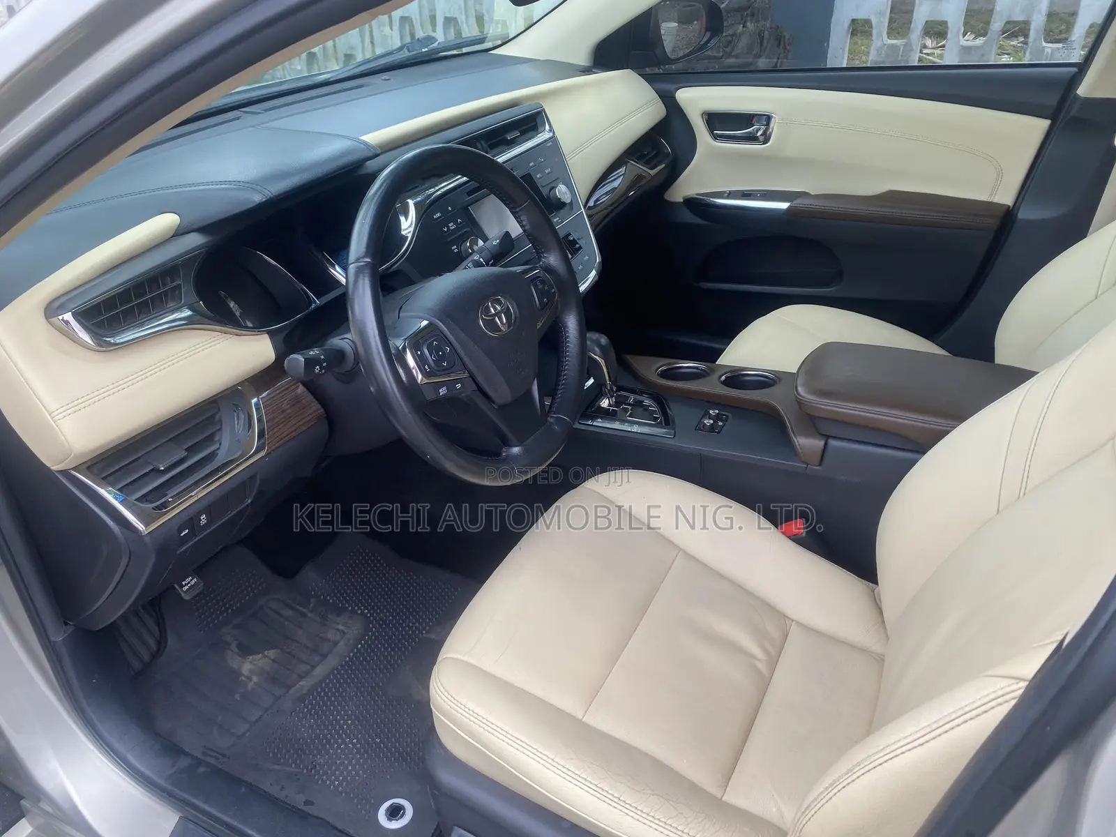 Toyota Avalon 2014 Gold