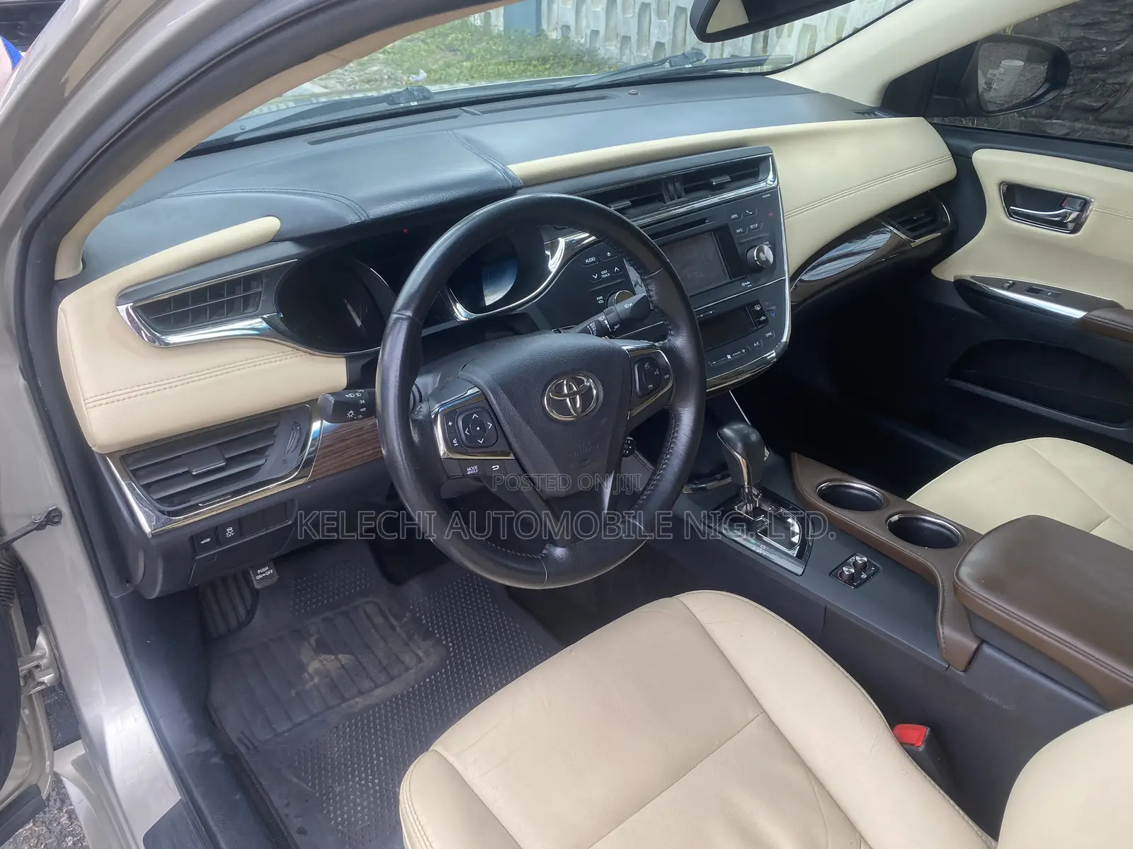 Toyota Avalon 2014 Gold