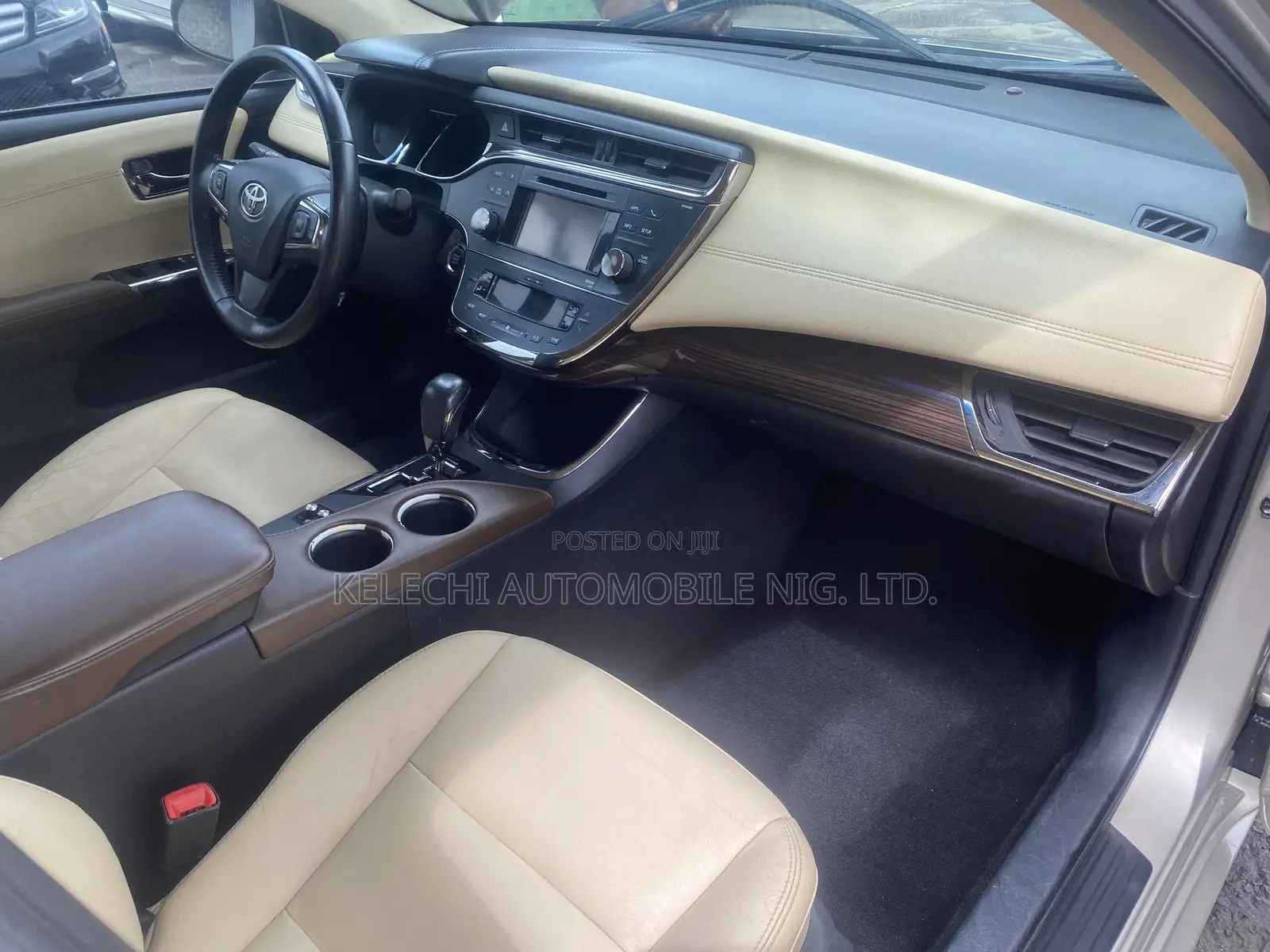Toyota Avalon 2014 Gold