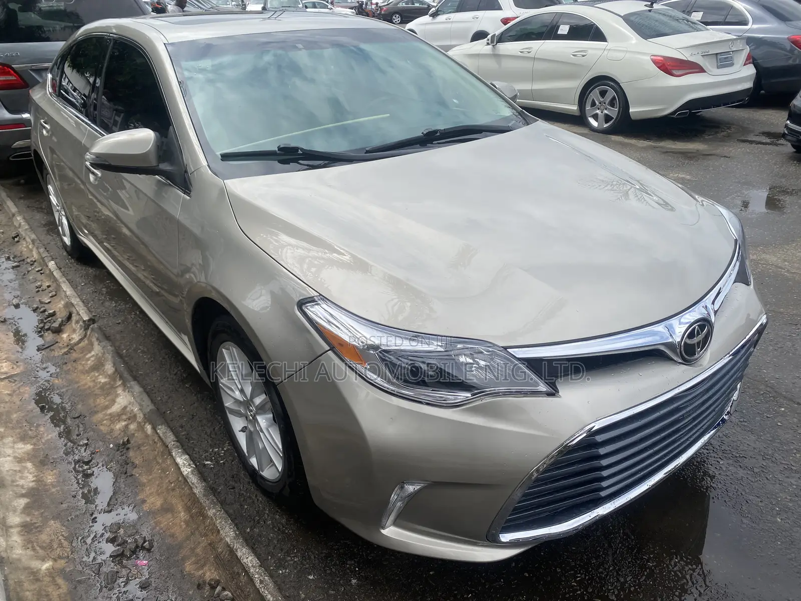 Toyota Avalon 2014 Gold