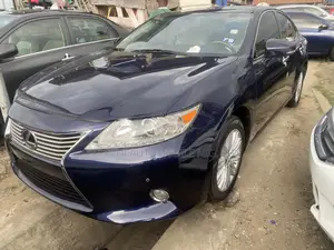 Lexus ES 2014 Blue