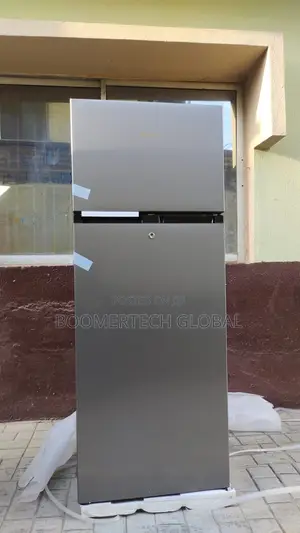 Hisence Fridge Freezer / Refrigerator
