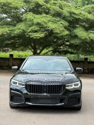 Photo - BMW 7 Series 2021 Black