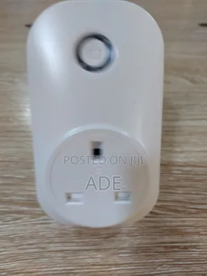 Smart Wifi Plug (Software Remote Controlled)