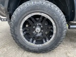 Toyota Tacoma TRD Off Road 2018 Silver